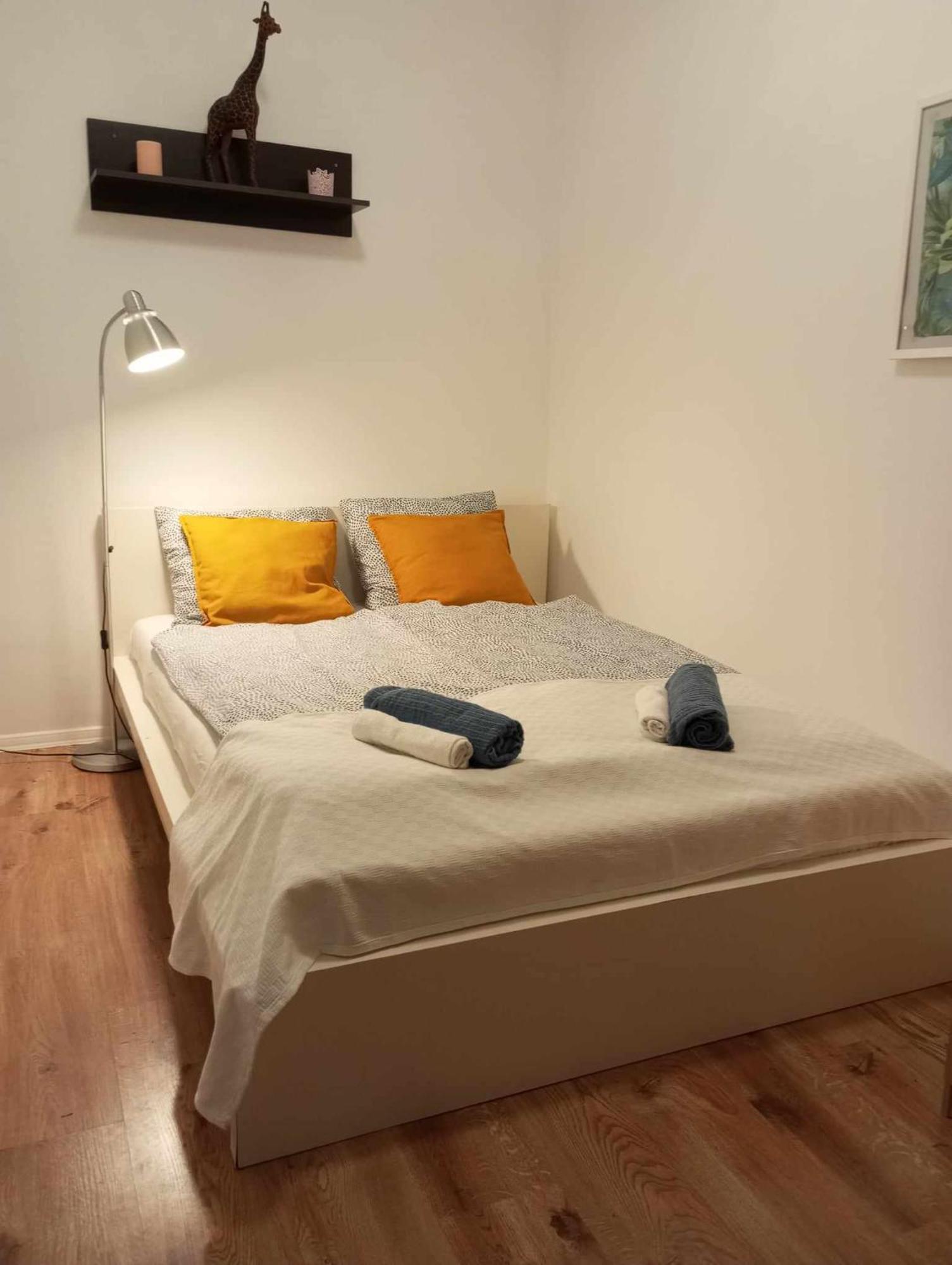 Milla Apartmanok Eger Luaran gambar